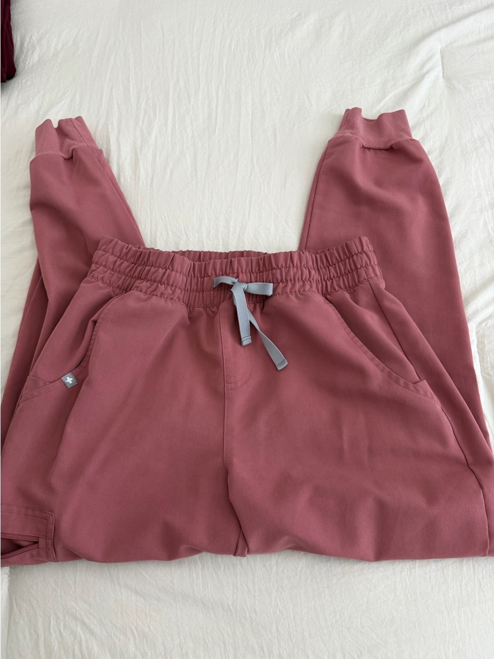 Figs Womens High Waisted Joggers in Mauve